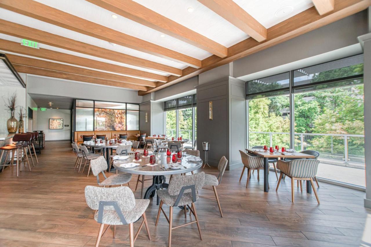 The Westin At The Woodlands Hotell Eksteriør bilde